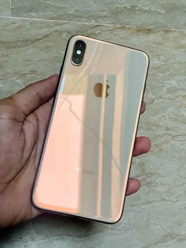 iphone xs max 1