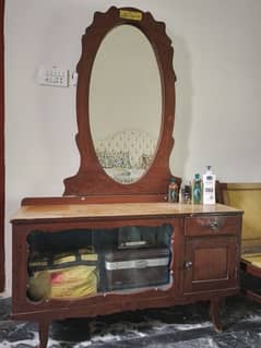 dressing table