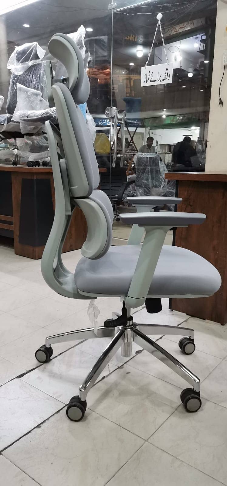 Back-Sport Imported Chair for Offices with 3D Arms & Adjustable Back 3