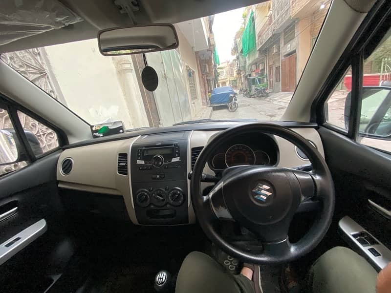 Suzuki Wagon R 2018 8