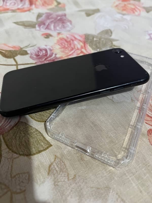 iPhone 7 pta urgend sell 4