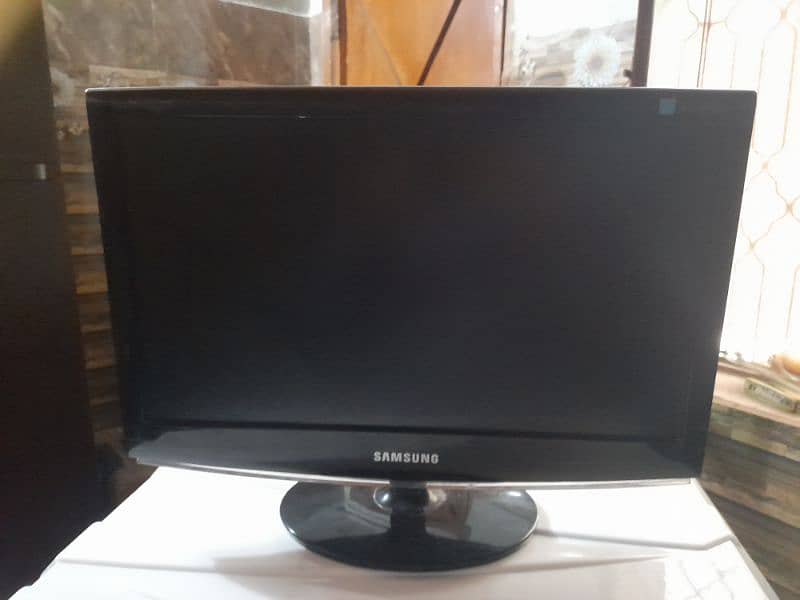 CPU HP 4 ganretoin samsung LED 19 inch mouse keyboard speaker 0