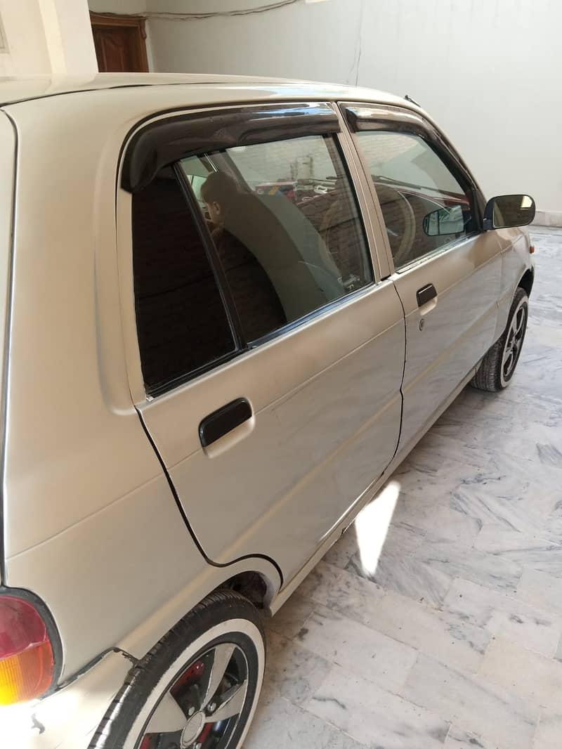 Daihatsu Cuore 2004 10