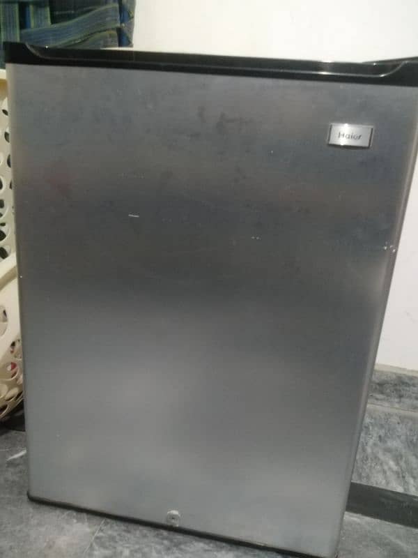 haier fridge for sell 3