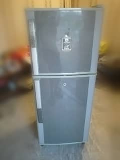 Dawlance Medium Size Refrigerator