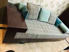 Dewaan sofa