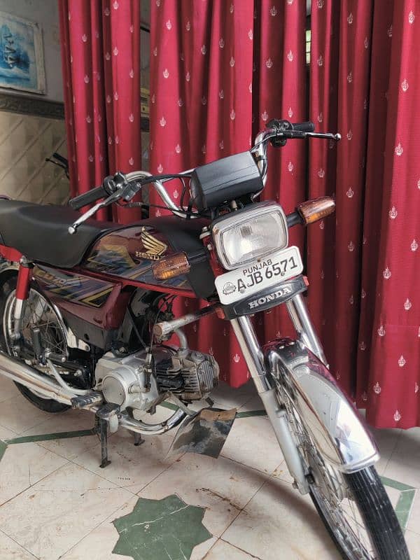 Honda CD 70 2021 1