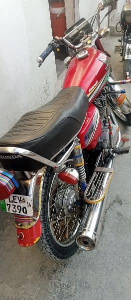 Honda 125 for sale document clear my WhatsApp 0313=49=25=408 2