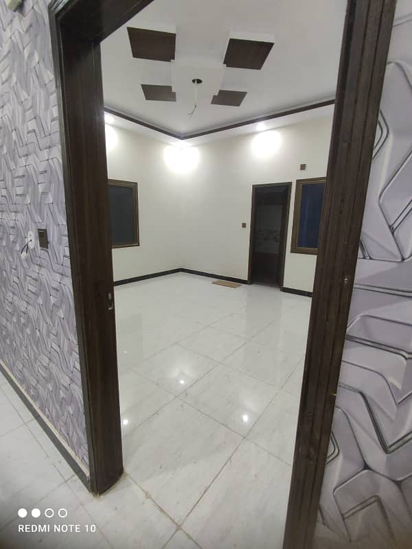 Shamsi Society 3rd Floor 2 Bed DD For Sale With Roof 3