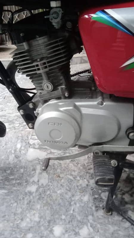 HONDA CG125 2023 4