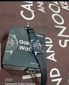 samsung galaxy watch 4  with compleat box 0