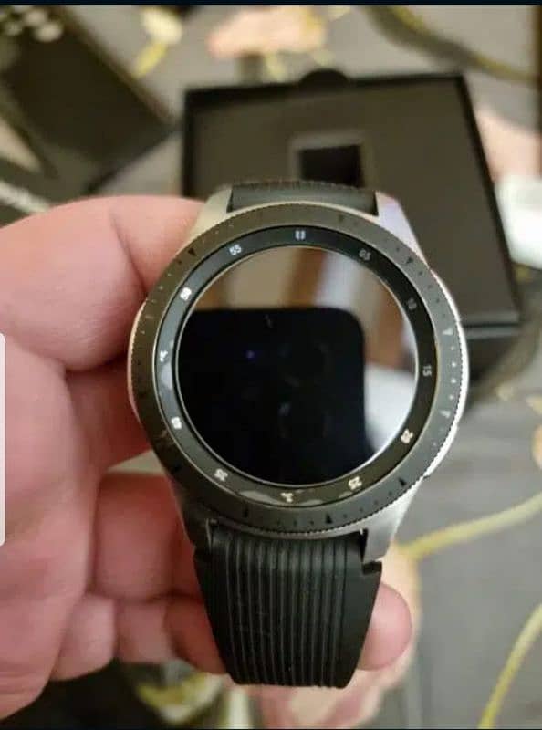 samsung galaxy watch 4  with compleat box 4