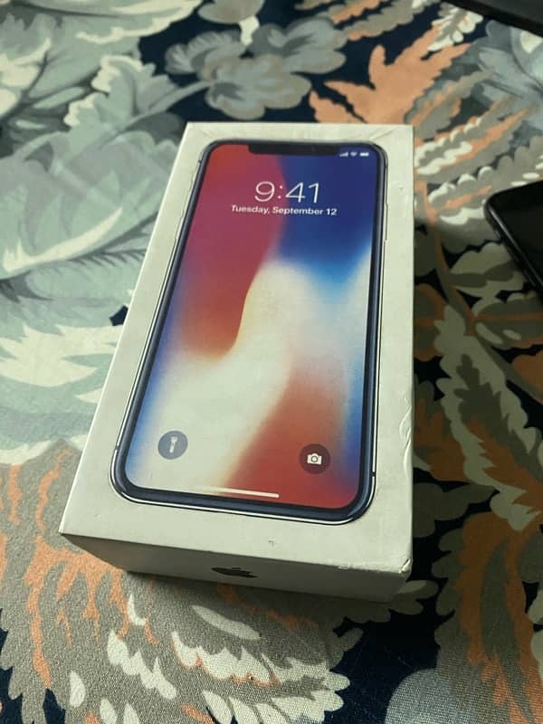 IPHONE X 64GB WITH ORIGINAL BOX PTA APPROVED 3