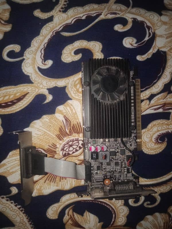 NVIDIA GEFORCE GT 610 GDDR3 DX12 64 BITS !!!URGENT SALE!!! 3