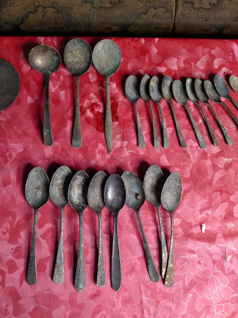 26 Antique Copper Spoons (100+ YEARS OLD) 1