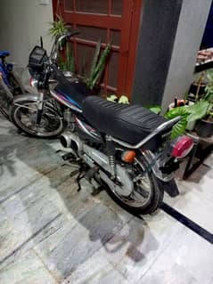 2016 Model Honda 125