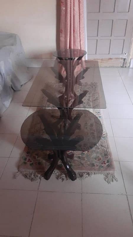 table & sofa 1