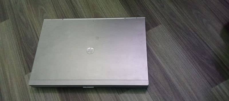 HP laptop core i5 elitebook 2nd generation model 8460p 0