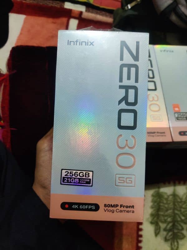 Infinix Zero 30 & Zero 30 5G for Sale 4