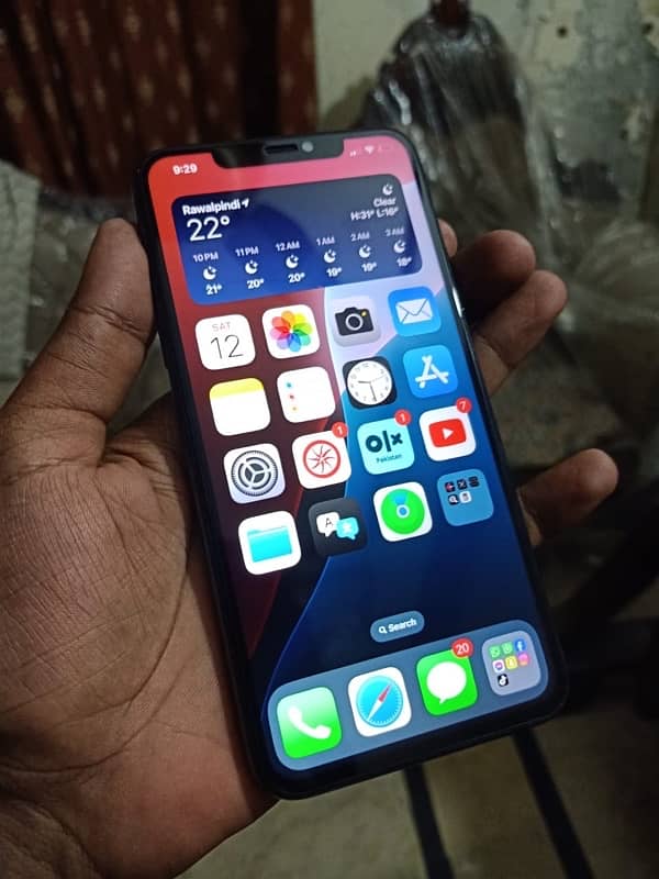 Iphone 11 pro max 512gb Factory Unlock Read add complete. . !!! 6