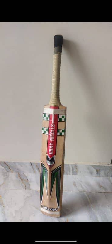 Hard cricket kit with carrying bag available 6