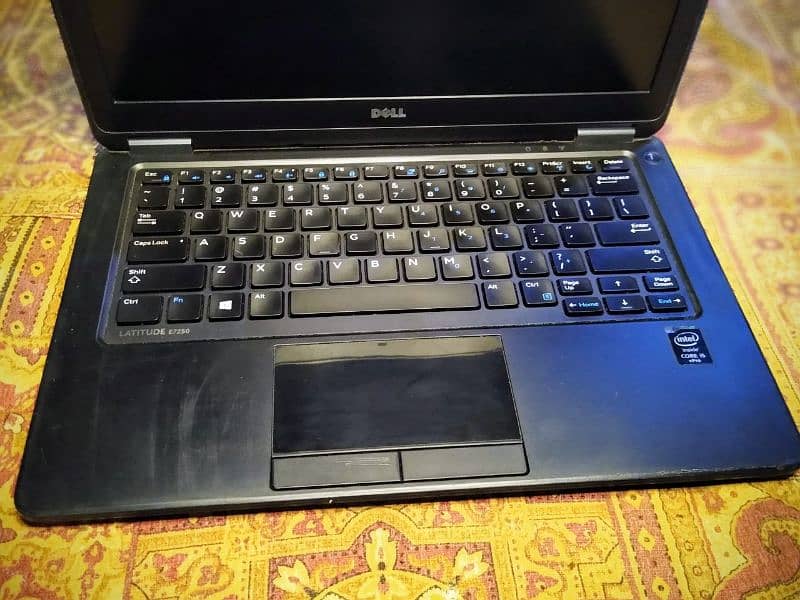 Dell Core i5 5th 4