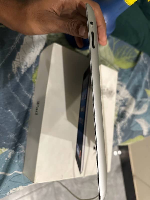 apple ipad 4th gen 2