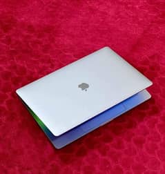 MacBook pro core i9, 2019 model  16/1TB with 4GB graphic card