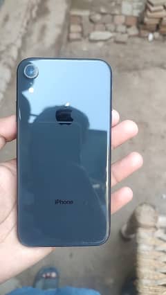 iphone xr 64gb  factory unlocked read ad