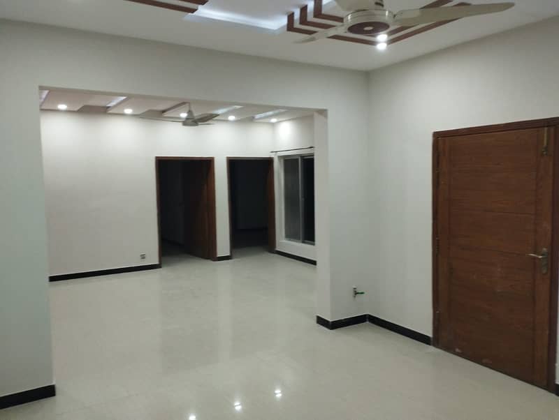 Upper Portion for Rent in E-11/1 MPCHS Islamabad 2