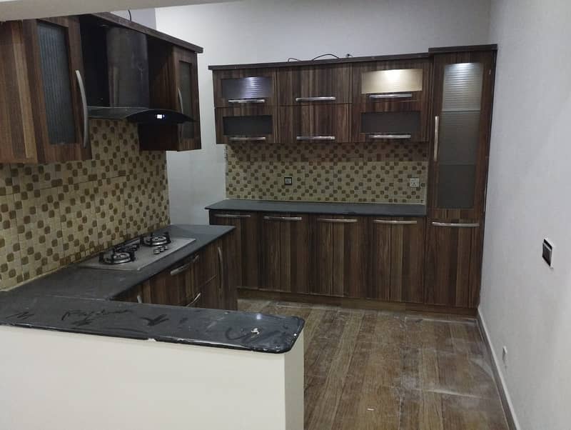 Upper Portion for Rent in E-11/1 MPCHS Islamabad 4