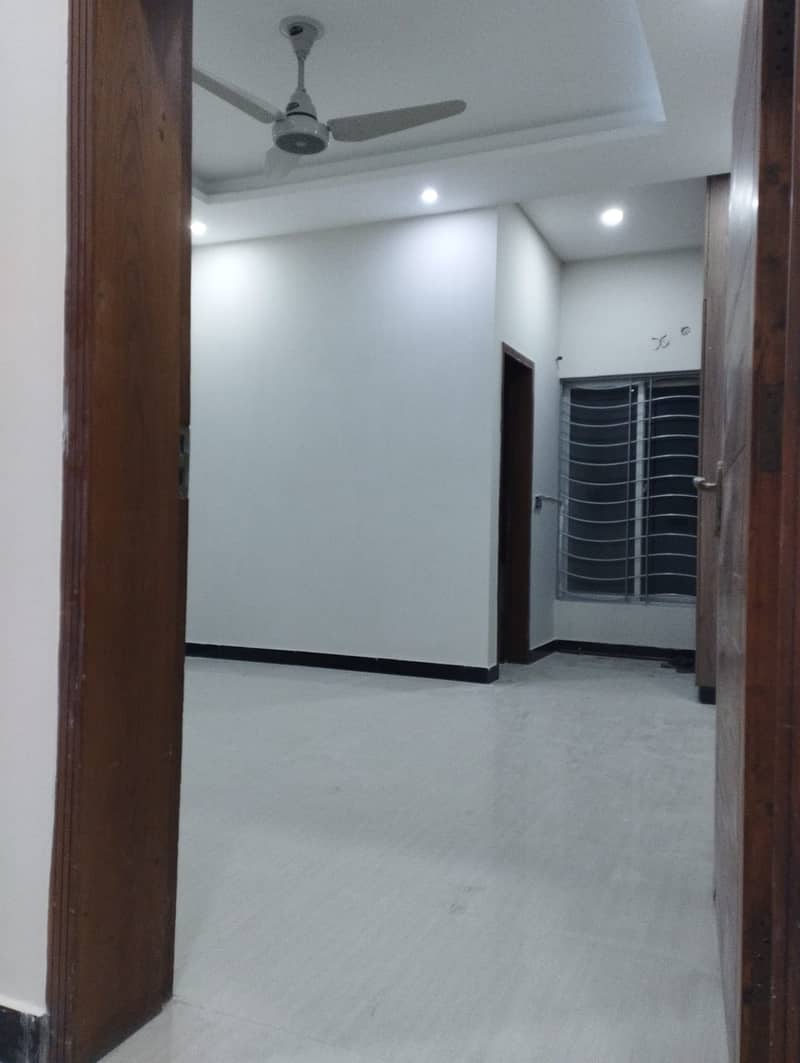 Upper Portion for Rent in E-11/1 MPCHS Islamabad 6