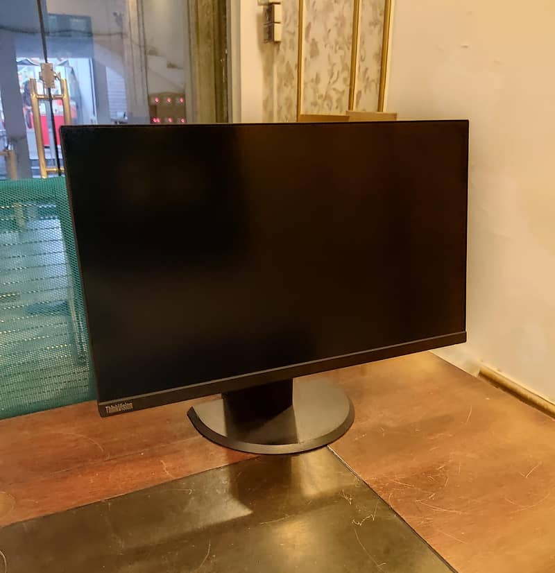 Lenovo 24" inch Bezelless LED Monitor with 2K Resolution for Sale 11