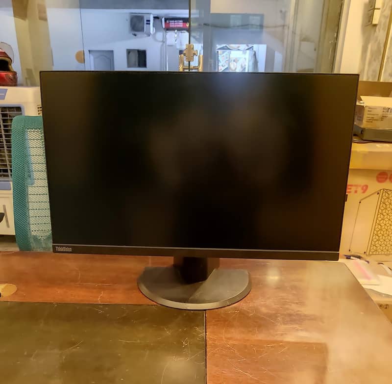 Lenovo 24" inch Bezelless LED Monitor with 2K Resolution for Sale 12