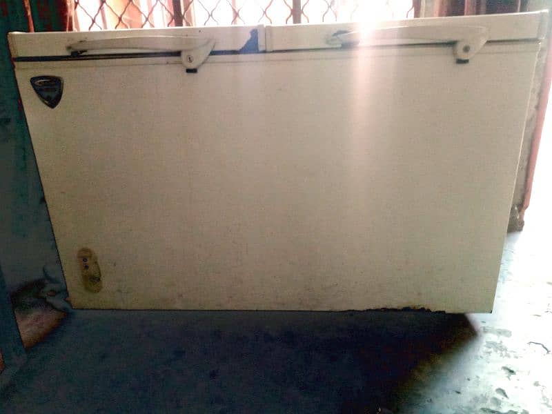 Deep freezer for sale 4