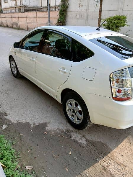 Toyota Prius 2010 4