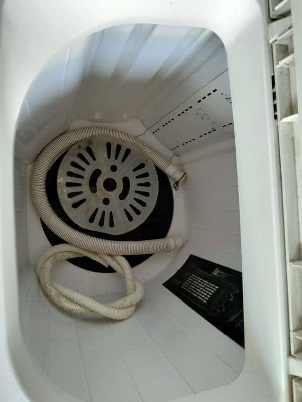 Dawlance washing machine 7