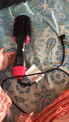 Hair & Blow Dryer Brush 0