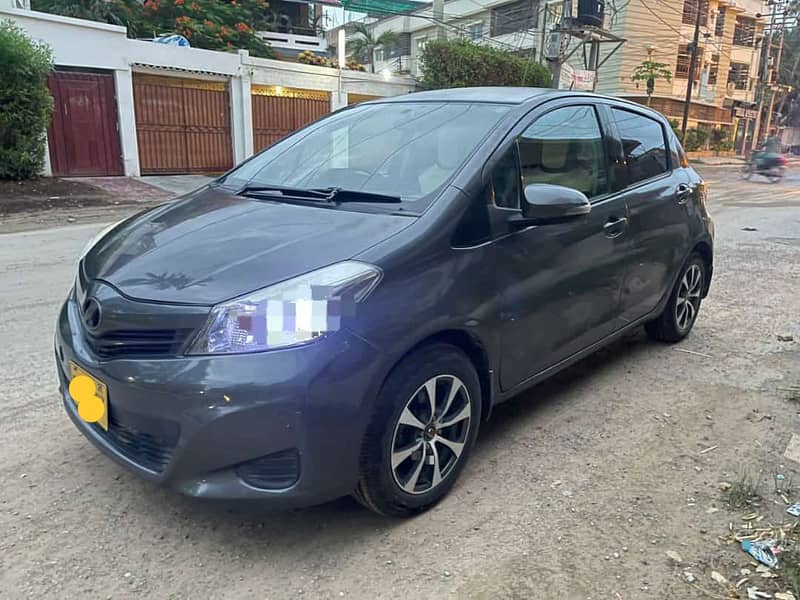 Toyota Vitz 2013 1