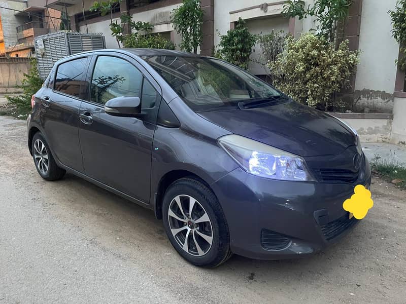 Toyota Vitz 2013 2