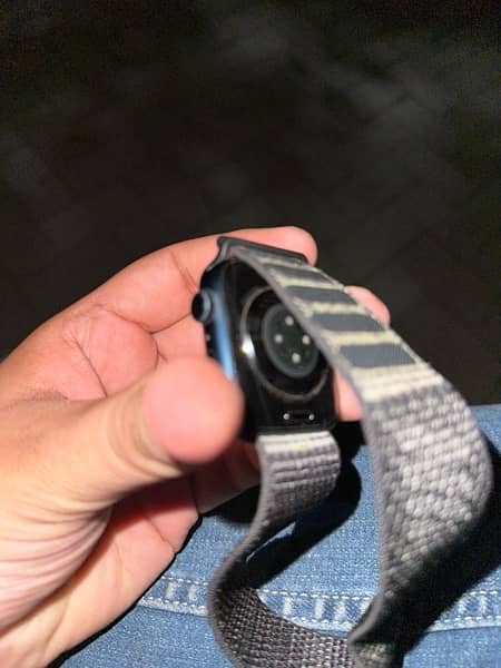 Apple Watch Series 7 Nike 1