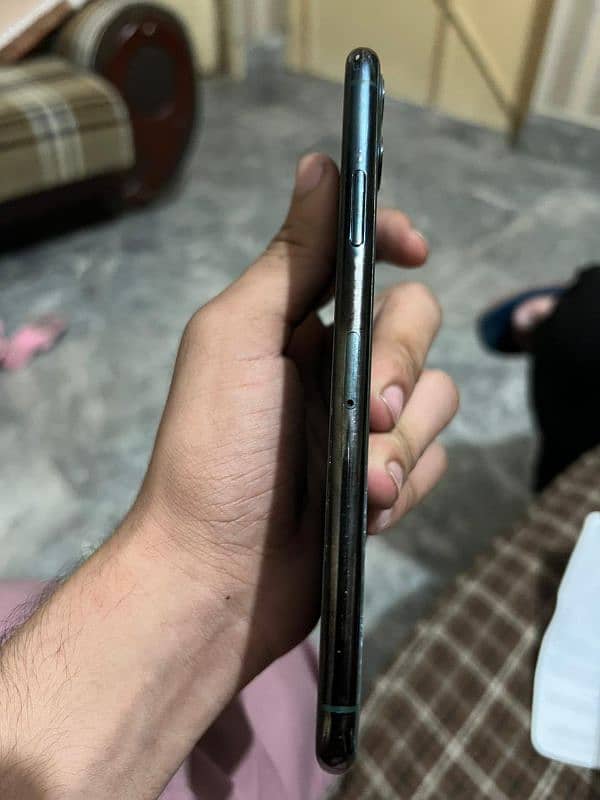 Iphone 11 Pro Max PTA APPROVED 256 GB 2