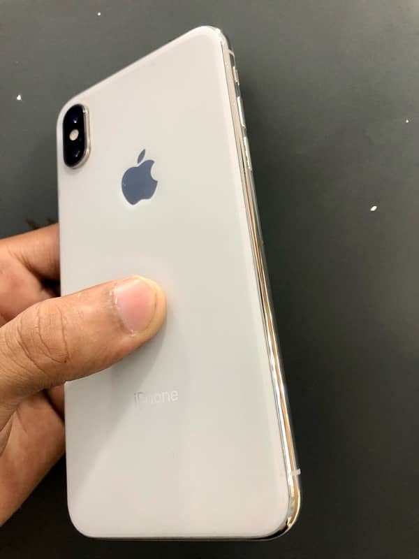 iPhone x Pta approved with box 4