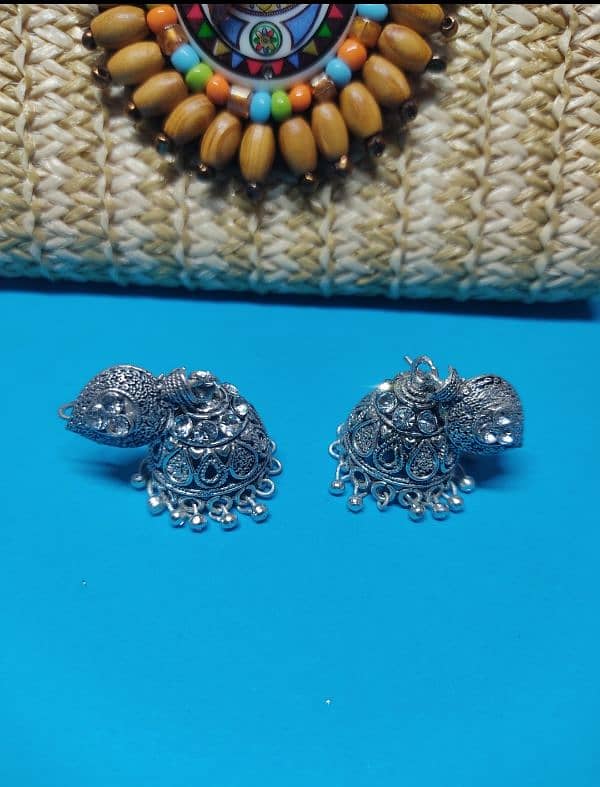 Best quality Earrings artificial Indian style  silver colour 4