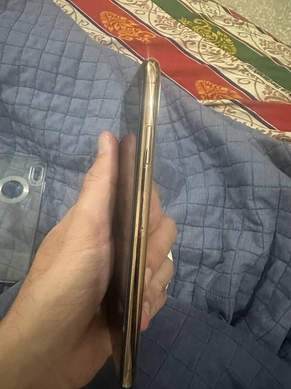 Iphone XS max for sale in Peshawar 2