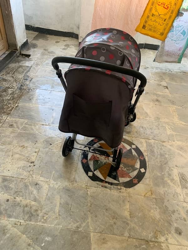 camrio baby pram 2