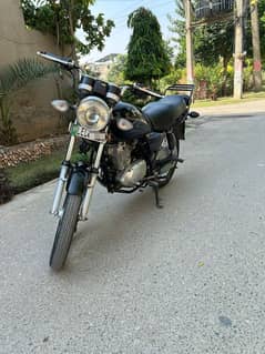 Suzuki gs150