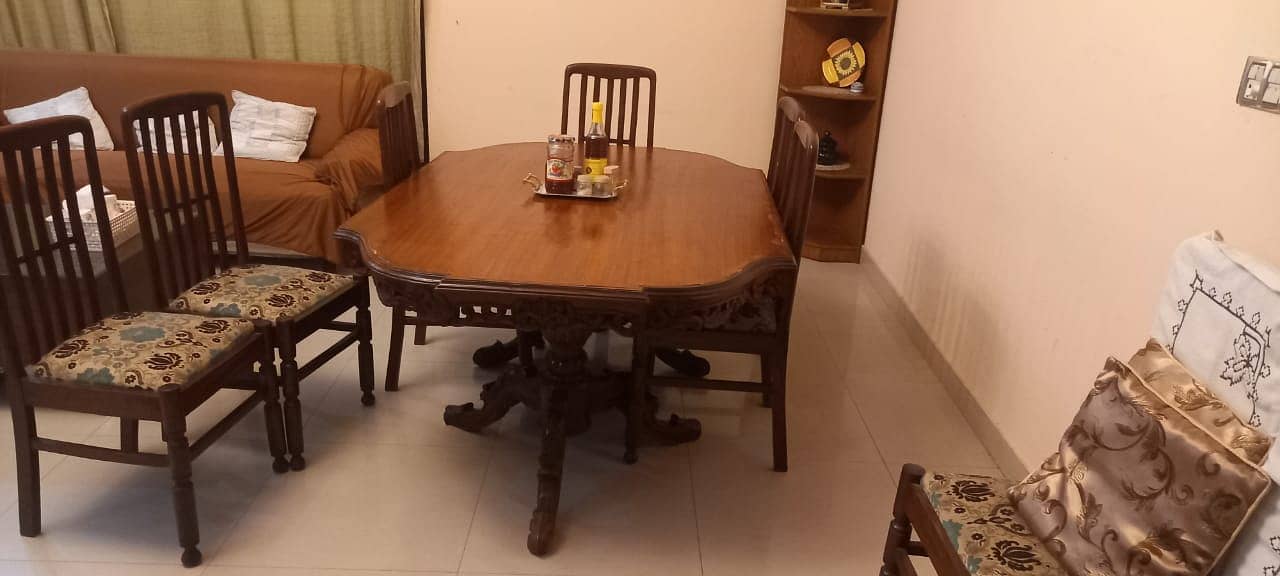 Dinning Table with 8 chairs 1