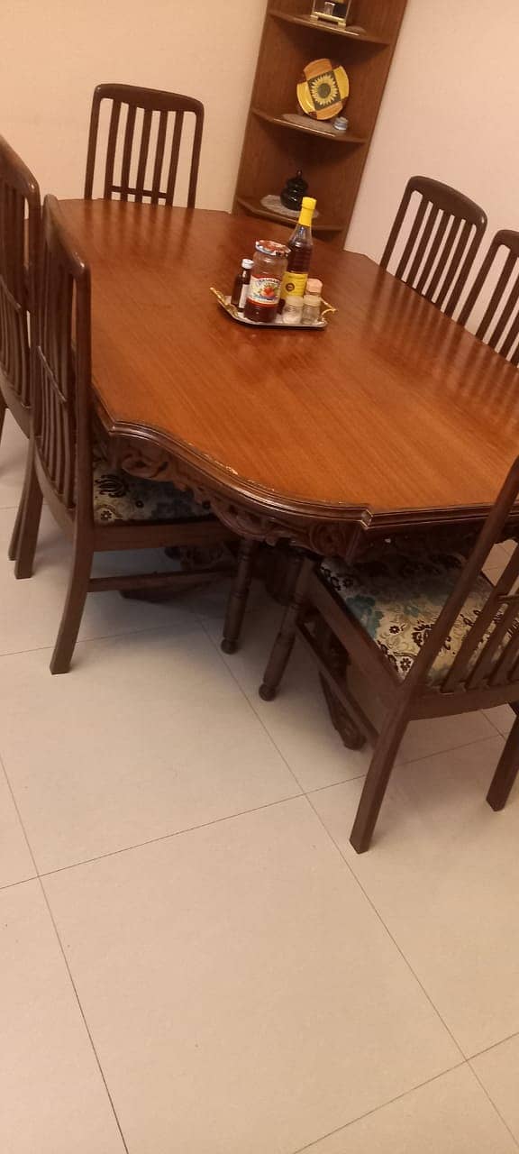 Dinning Table with 8 chairs 3