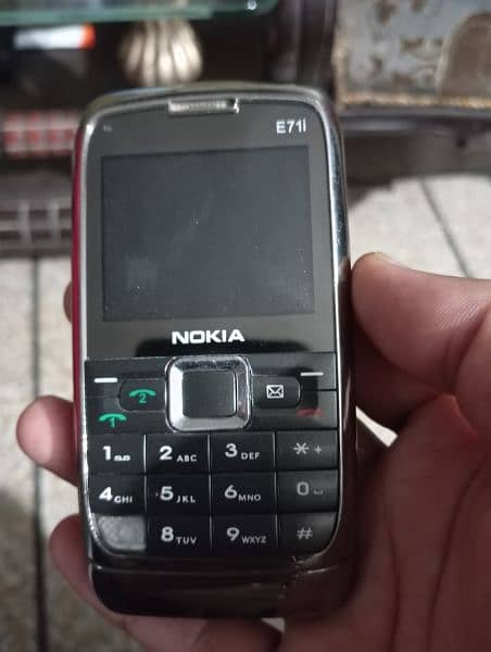 Nokia E71i Without Battery and Charger 0